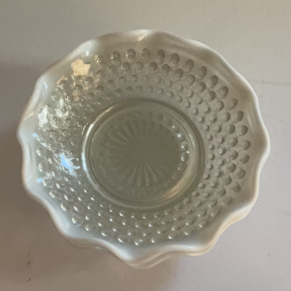 Fenton Opalescent Moonstone Hobnail ruffled Glass Berry Bowl